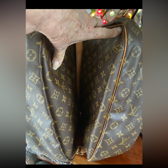 LOUIS VUITTON SAUMUR 35 Monogram Shoulder Bag W/COA - Picture 7 of 15